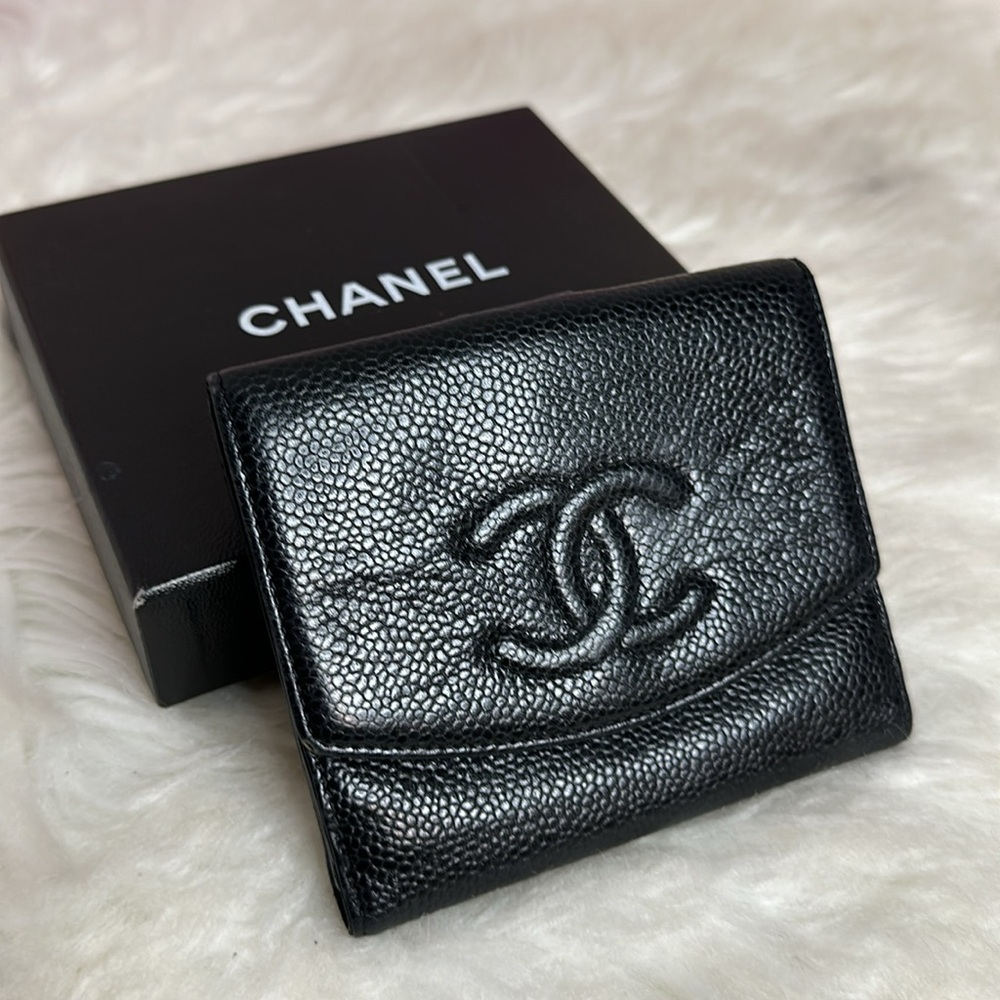 💯Authentic Chanel Caviar Short Wallet🍀 - Picture 14 of 15